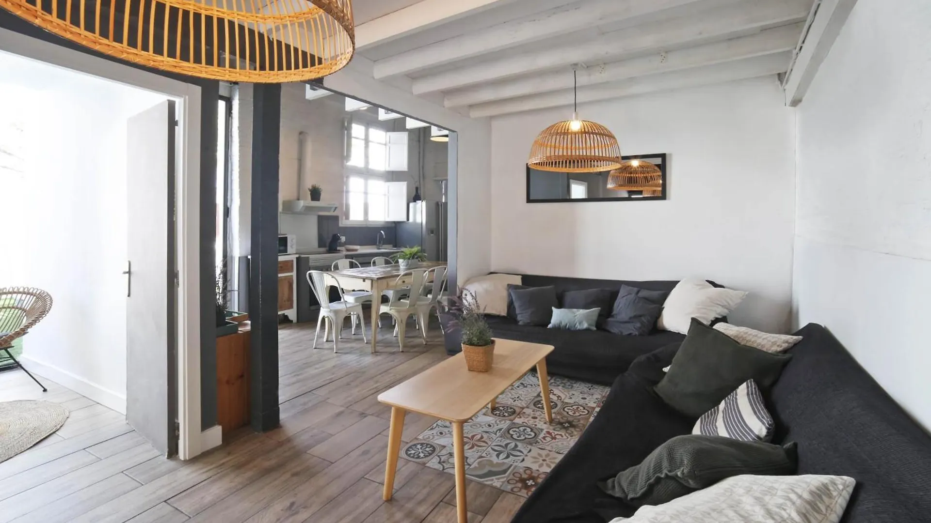 Fridays Flats Casa Lavander Barcelona